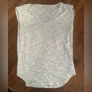Lululemon Women's Gray V-Neck Top